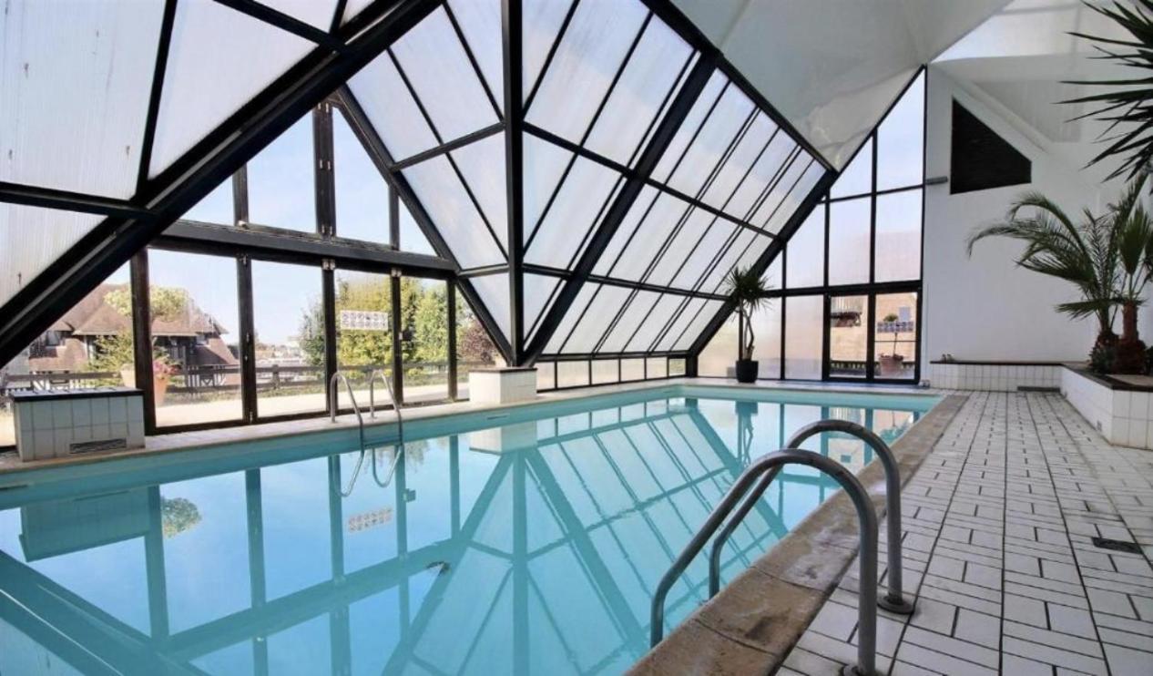 L'Hippique C.L.S Deauville Kültér fotó
